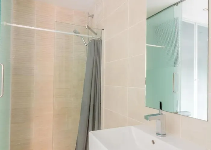 Апартаменты Guestready - Stylish Living On Baggot Street *